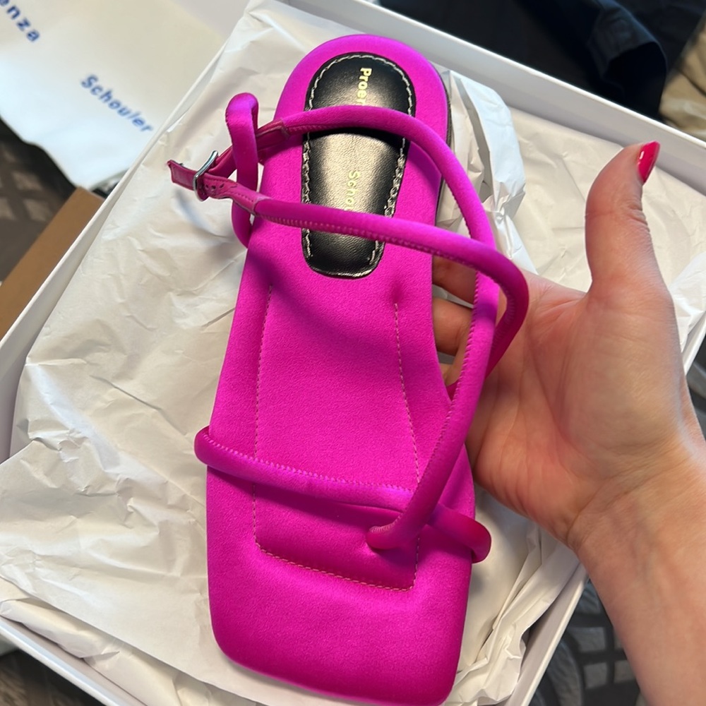 Pink sandals - Picture 12 of 12